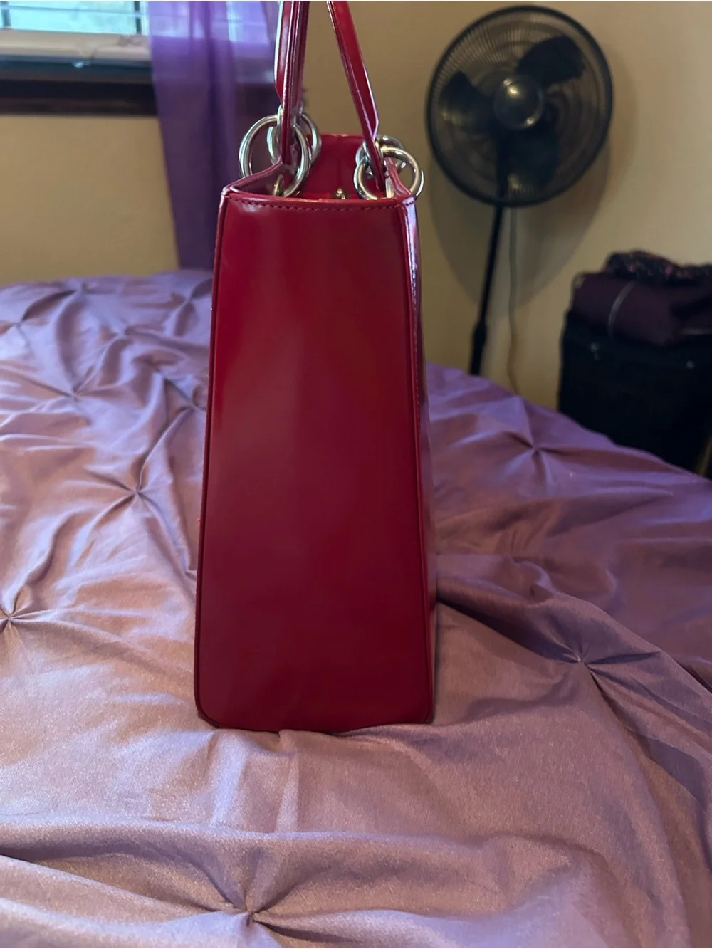 Dior tote red